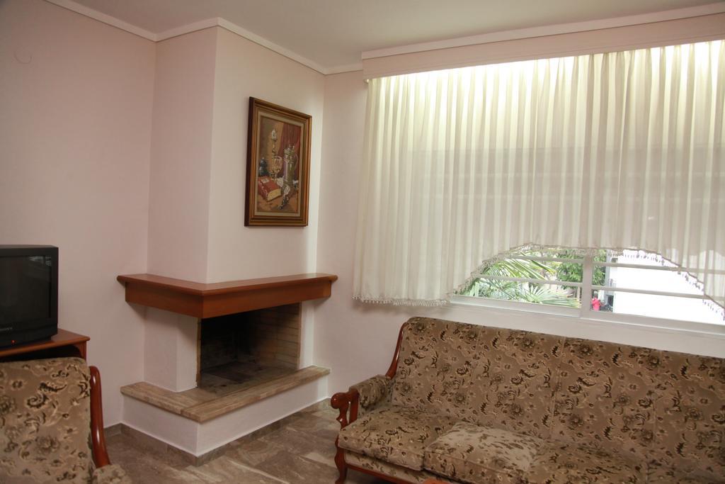 Apartment Nikos Салоники Экстерьер фото